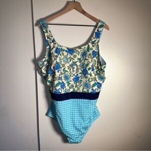 LANDS END plus size paisley and gingham built in bra one piece swimsuit 24W